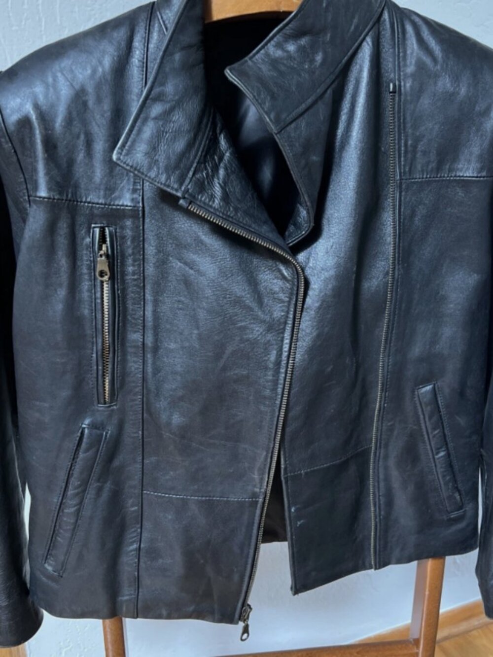 Share Vintage Genuine Leather Cropped Moto Biker Jacket Y2K Slim Fit Punk Grunge